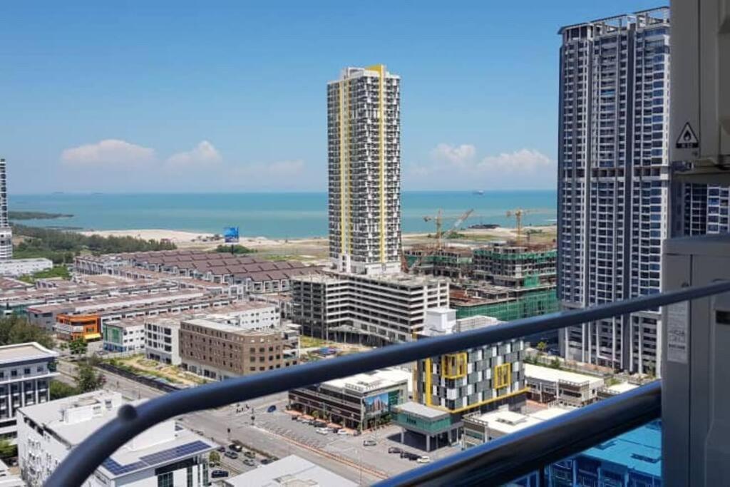The Wave Kota Laksamana -halal Friendly Apartment